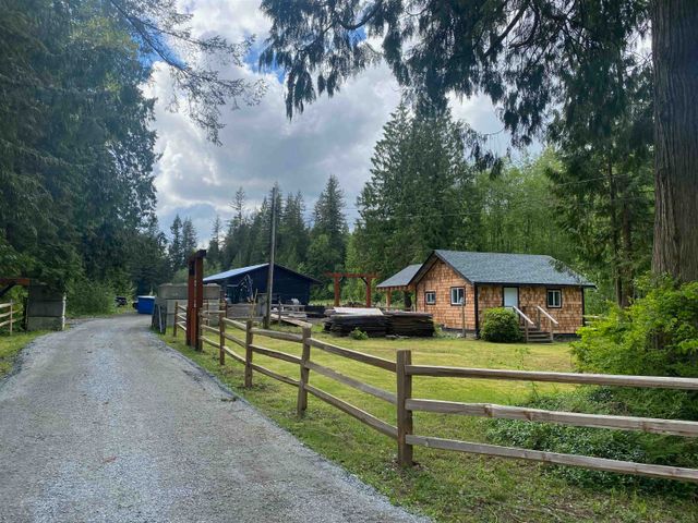 bb9dc557ee2df0ca724fac7e9b7d5fa40cd1300b at 11113 284 Street