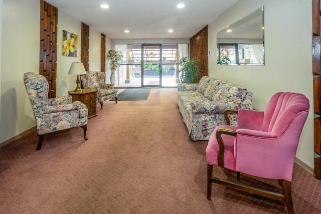 7a1beb9bbe1dff092393080a8f78b3b256c89687 at 202 - 12170 222 Street 7a1beb9bbe1dff092393080a8f78b3b256c89687 at 202 - 12170 222 Street