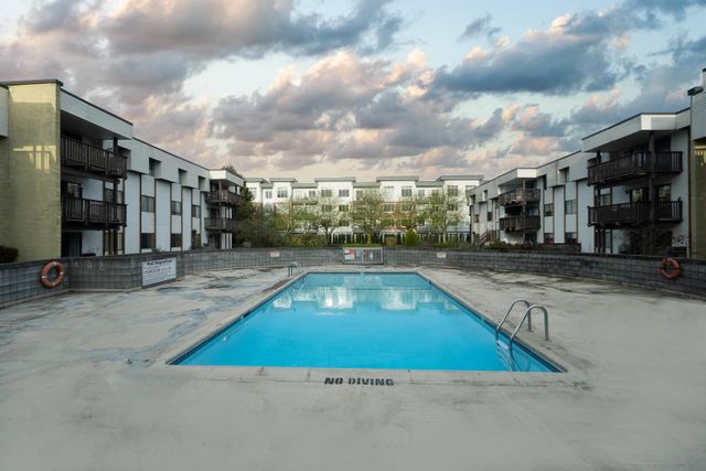 a81019d6f283eaee152d17ef8f5667edcb07efba at 202 - 12170 222 Street