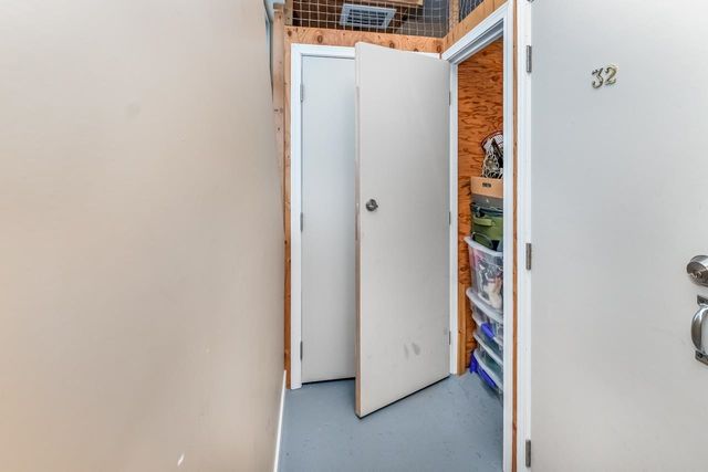 4cb92098cc98761b45d1a7922f772bb42df87610 at 310 - 12525 190a Street