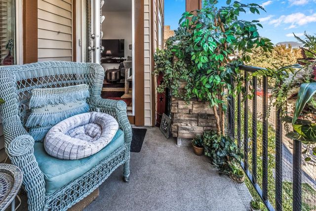 7038fe17f73df269f176cb53036b64d1b1c02d50 at 310 - 12525 190a Street