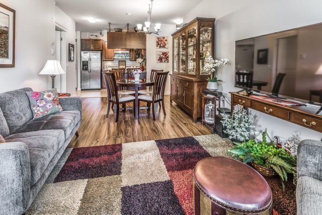 8f1ec6fec6c3cdfd1b597edc34f15877c3892908 at 310 - 12525 190a Street