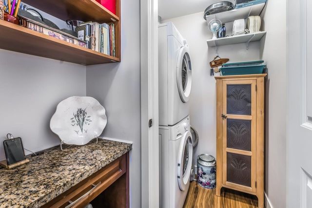 9df28f4be627694cbc1fe96a4a2a789cd71c4b80 at 310 - 12525 190a Street