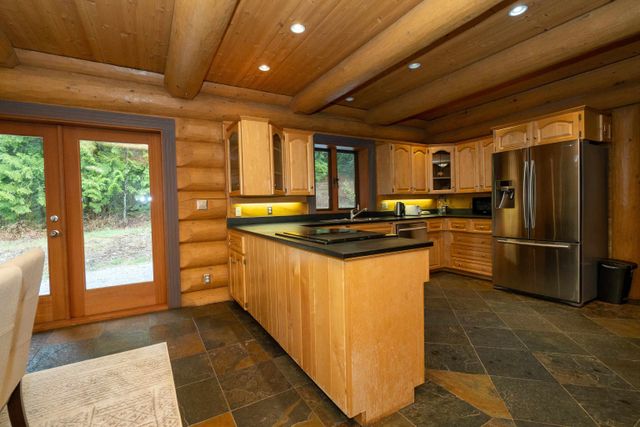 54bb5b09d941eaac4be9d7ea1928ebac1c6ccf6c at 10402 Shaw Street