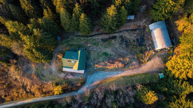 d6c4ff7d1b19814ed4fc36720a64ae2325feb64e at 10402 Shaw Street