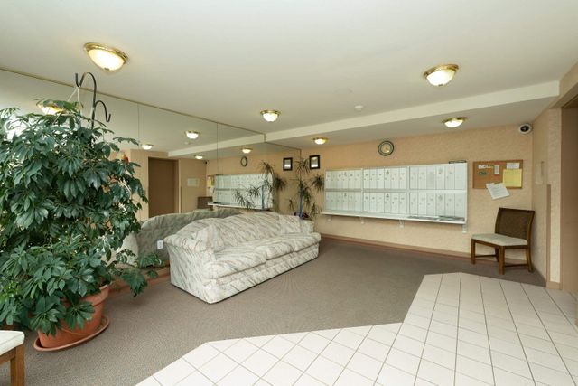 fd2ea2868d85fc2fdd659ddf29e373b133976621 at 204 - 7554 Briskham Street