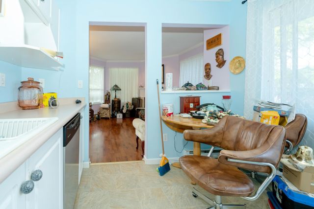 ff552f7db7924a736028e474264111b87095052a at 204 - 7554 Briskham Street ff552f7db7924a736028e474264111b87095052a at 204 - 7554 Briskham Street