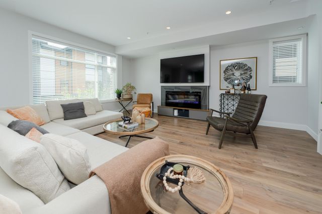 2f8d9f13e24c8300cc1f58dee81af89454e7c109 at 14 - 33209 Cherry Avenue 2f8d9f13e24c8300cc1f58dee81af89454e7c109 at 14 - 33209 Cherry Avenue