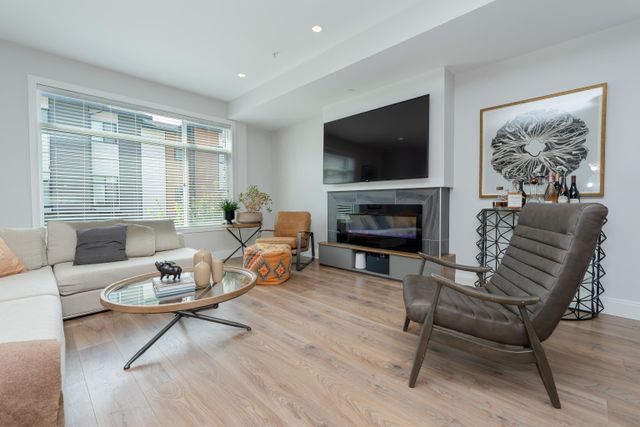 92ba6e72628a2153a9e4c752c714fe9760ab4a99 at 14 - 33209 Cherry Avenue 92ba6e72628a2153a9e4c752c714fe9760ab4a99 at 14 - 33209 Cherry Avenue