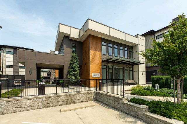 a9e14bbb62769e5a3d99144969e2f78fac402f14 at 14 - 33209 Cherry Avenue a9e14bbb62769e5a3d99144969e2f78fac402f14 at 14 - 33209 Cherry Avenue