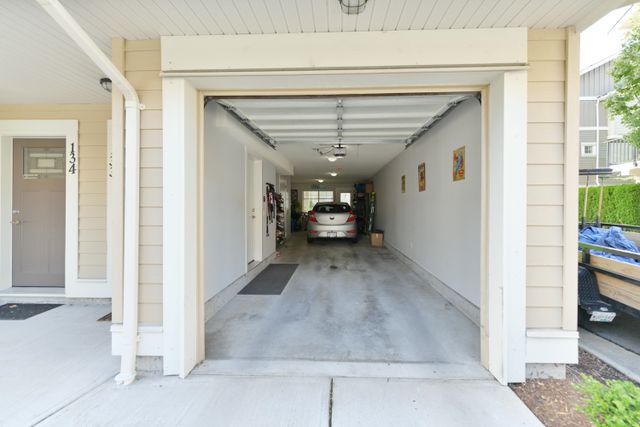 73f5c7bb75cae3190d3dcf4e92e1654bb1426aac at 133 - 19525 73 Avenue