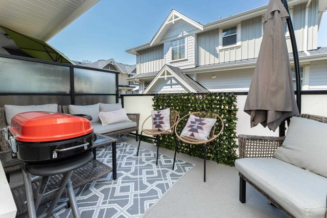 b83f44161d122f6b661d5a8c6b678d33e357c34c at 133 - 19525 73 Avenue