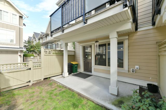 de40f17cb044dca845c9b57a3144d37e98646c85 at 133 - 19525 73 Avenue