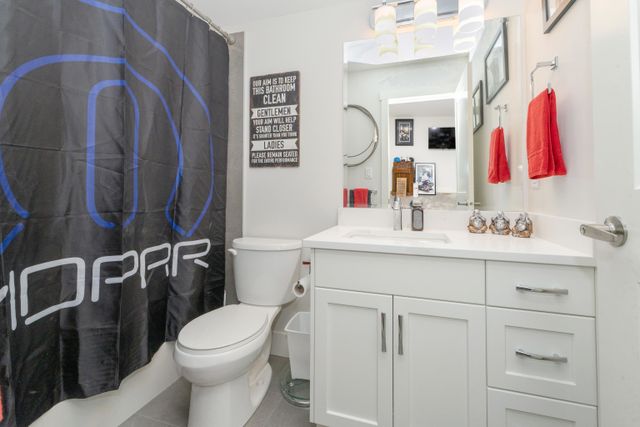 0575061e2144ecee68e097770ae2020083e7b280 at 18 - 628 Mccombs Drive