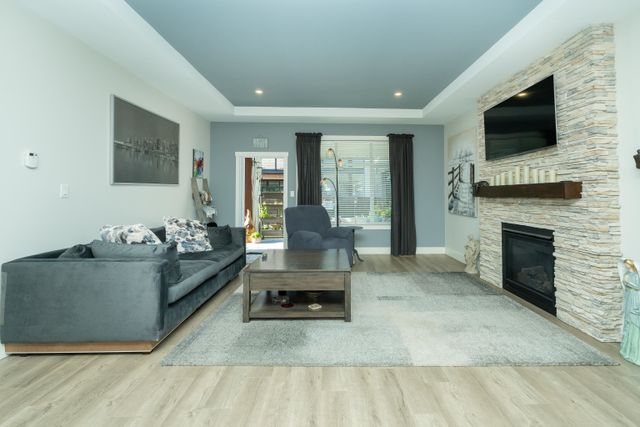 36dc1580d8ccc9873fd2a8e2f21e535a95520c47 at 18 - 628 Mccombs Drive