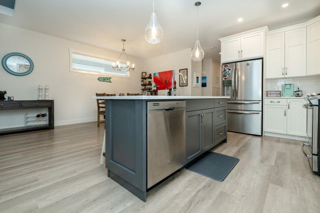 6168d0eca996be8ba8a17fd796f44831bad67c83 at 18 - 628 Mccombs Drive