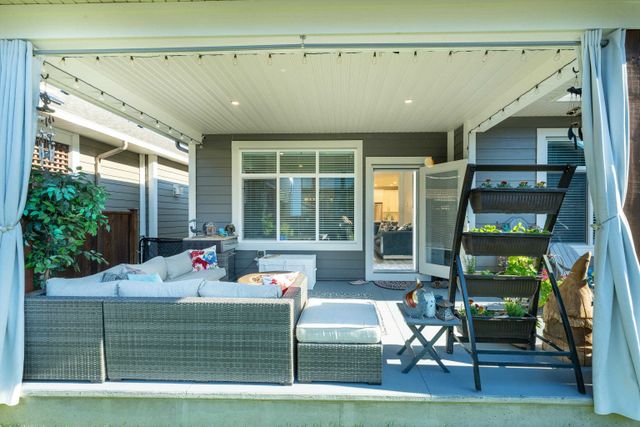 819e860042c801d5659939a0565f06d4f80a27b8 at 18 - 628 Mccombs Drive