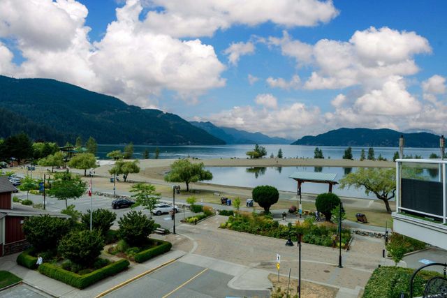 f6806cc2dda859f36a8182e634ed0e4e8d76f29d at 404 - 328 Esplanade Avenue f6806cc2dda859f36a8182e634ed0e4e8d76f29d at 404 - 328 Esplanade Avenue