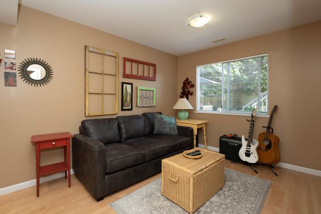 685b5b9bb56b5e24795cd034e079f6c009b12cd7 at 11684 202a Street