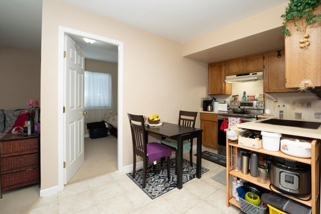 aa81395738a4790d54aae9c82ed49e1eee01be30 at 11684 202a Street