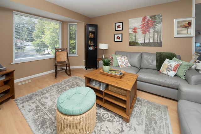 ecde5037a05dd2825dfe86c1fa338d2af7b62e9e at 11684 202a Street