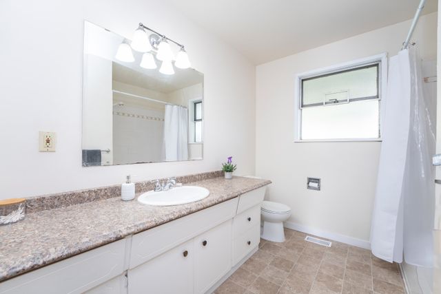 3ca2ecee25ee7c2a8c86d8e267c4bc0ba49d2dc9 at 21823 Mountain View Crescent, Maple Ridge