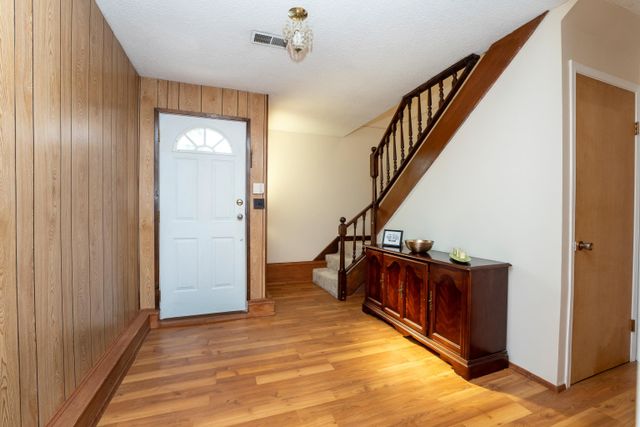 612df6e9e2a42331bfa892b4abbef5dee6c7b039 at 21823 Mountain View Crescent, Maple Ridge