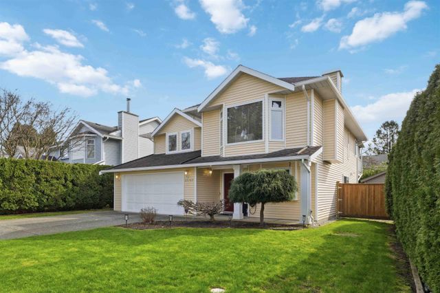 20402-walnut-crescent-southwest-maple-ridge-maple-ridge-02 at 20402 Walnut Crescent, Southwest Maple Ridge, Maple Ridge