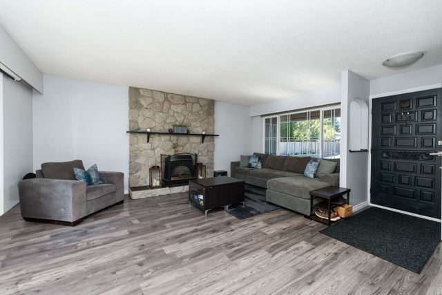 21378-glenwood-avenue-west-central-maple-ridge-05 at 21378 Glenwood Avenue, West Central, Maple Ridge 21378-glenwood-avenue-west-central-maple-ridge-05 at 21378 Glenwood Avenue, West Central, Maple Ridge