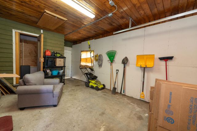 21378-glenwood-avenue-west-central-maple-ridge-15 at 21378 Glenwood Avenue, West Central, Maple Ridge 21378-glenwood-avenue-west-central-maple-ridge-15 at 21378 Glenwood Avenue, West Central, Maple Ridge