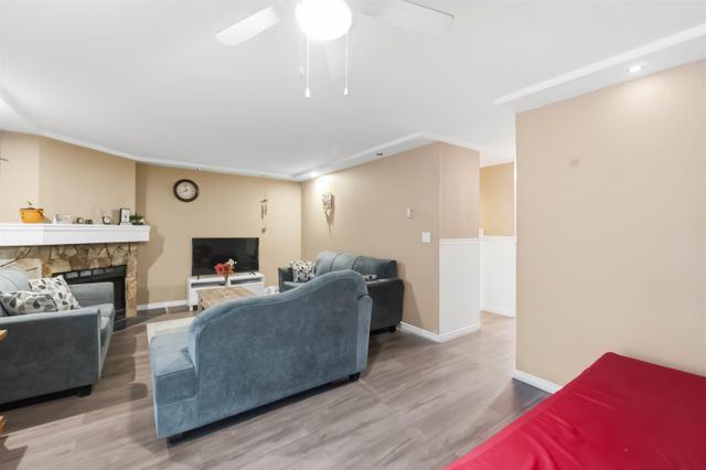 13323-71b-avenue-west-newton-surrey-04 at 13323 71b Avenue, West Newton, Surrey