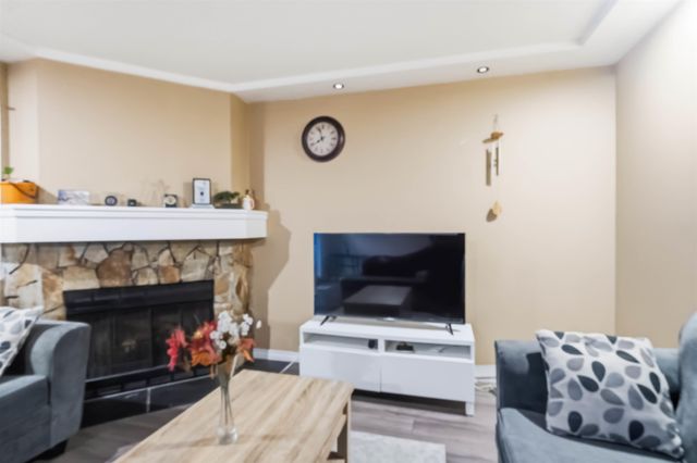 13323-71b-avenue-west-newton-surrey-06 at 13323 71b Avenue, West Newton, Surrey