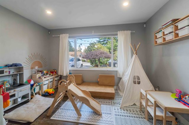 3631-flint-street-glenwood-pq-port-coquitlam-06 at 3631 Flint Street, Glenwood PQ, Port Coquitlam