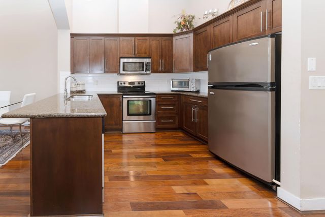 2628-maple-street-central-pt-coquitlam-port-coquitlam-02 at #412 - 2628 Maple Street, Port Coquitlam 2628-maple-street-central-pt-coquitlam-port-coquitlam-02 at #412 - 2628 Maple Street, Port Coquitlam