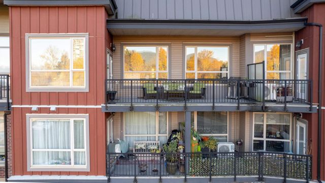 2628-maple-street-central-pt-coquitlam-port-coquitlam-15 at #412 - 2628 Maple Street, Port Coquitlam 2628-maple-street-central-pt-coquitlam-port-coquitlam-15 at #412 - 2628 Maple Street, Port Coquitlam