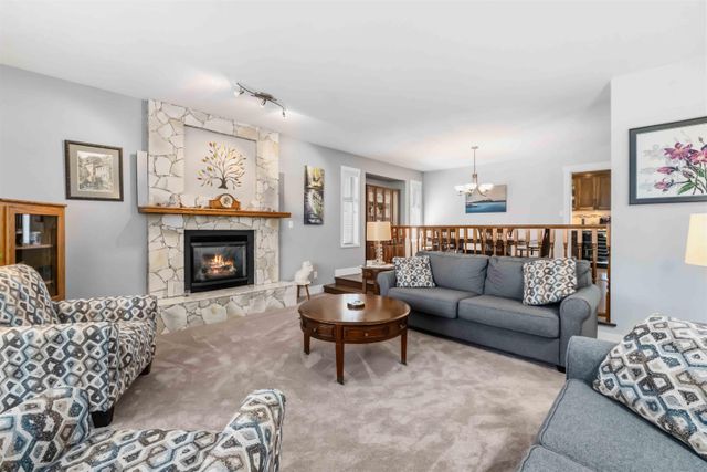 22108-kerry-crescent-west-central-maple-ridge-06 at 22108 Kerry Crescent, West Central, Maple Ridge