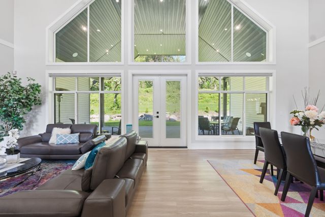 015 at 27107 River Road, Thornhill MR, Maple Ridge