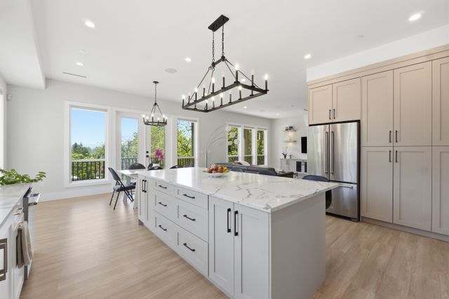 021 at 27107 River Road, Thornhill MR, Maple Ridge
