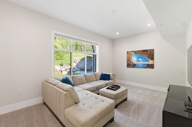 023 at 27107 River Road, Thornhill MR, Maple Ridge