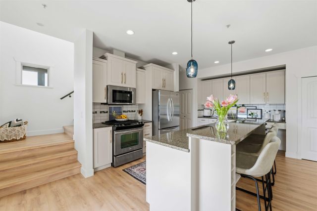 10639-249-street-thornhill-mr-maple-ridge-11 at 10639 249 Street, Thornhill MR, Maple Ridge