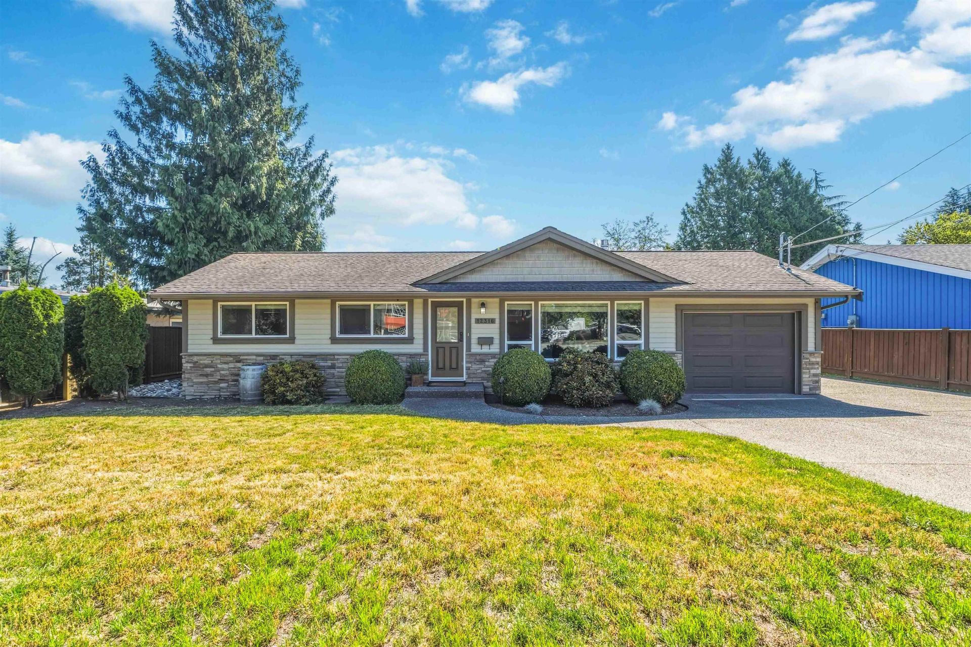 12316 227 Street, East Central, Maple Ridge photo number 1