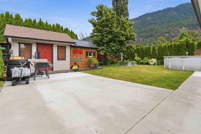 341-chestnut-avenue-harrison-hot-springs-harrison-lake-38 at 341 Chestnut Avenue, Harrison Hot Springs, Harrison Lake
