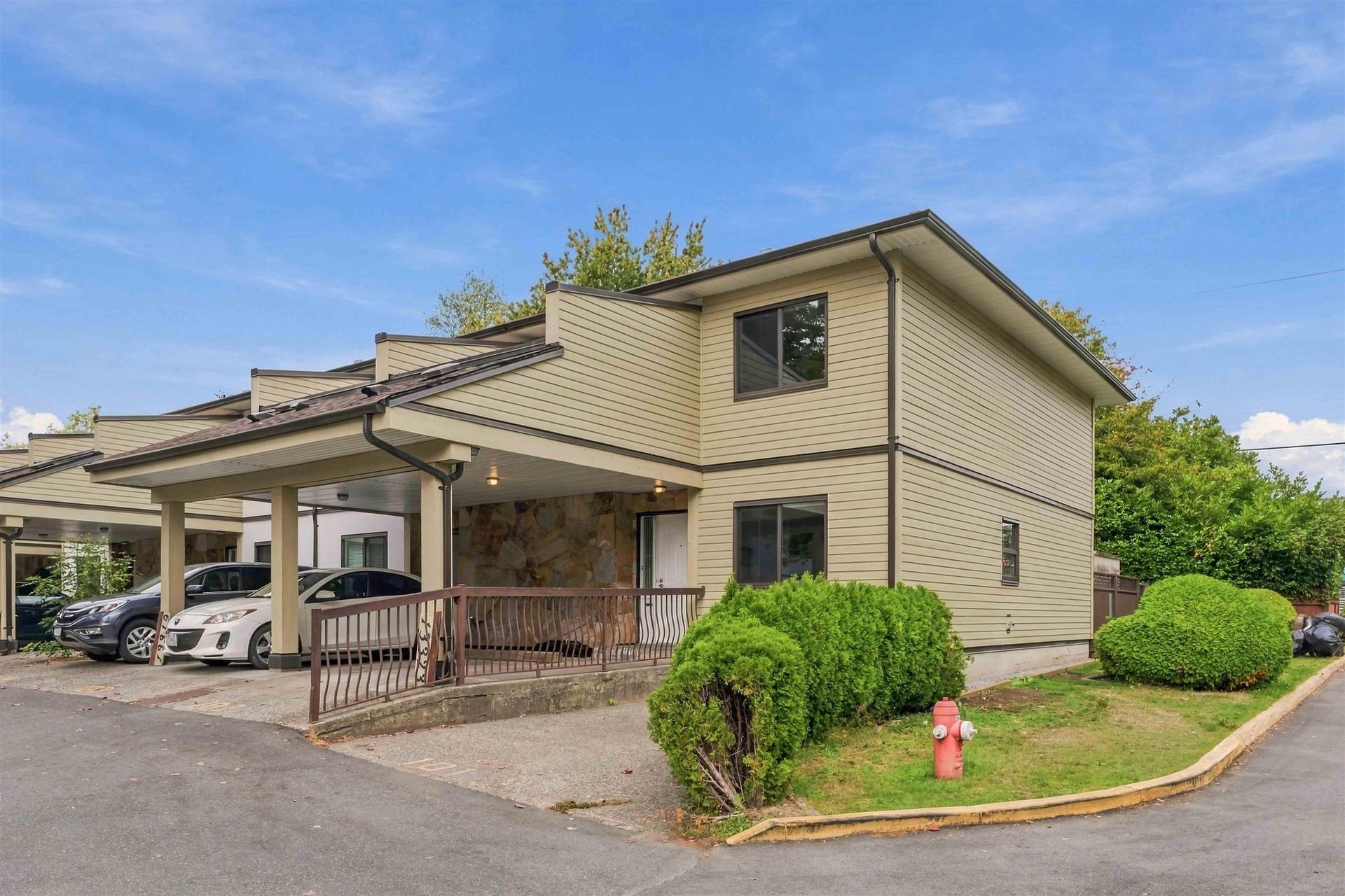 13323 71b Avenue, West Newton, Surrey photo number 1