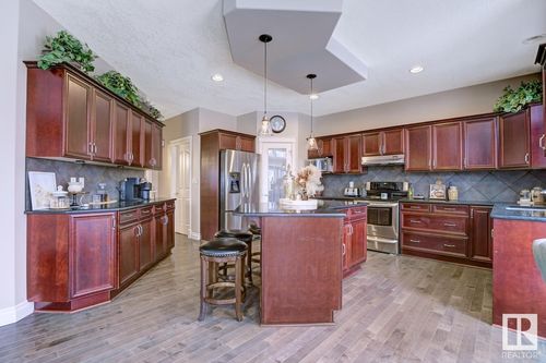 210-street-nw-the-hamptons-edmon at 5007 - 210 Street, The Hamptons, Edmonton