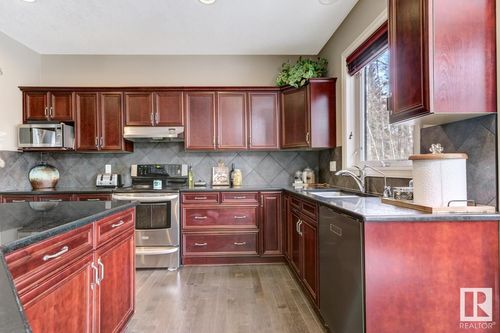 210-street-nw-the-hamptons-edmon at 5007 - 210 Street, The Hamptons, Edmonton