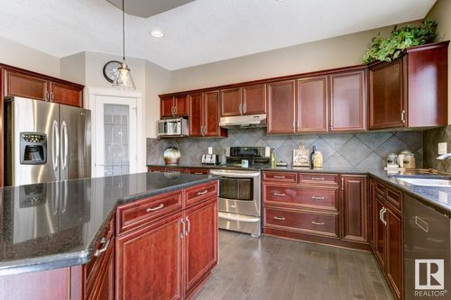 210-street-nw-the-hamptons-edmon at 5007 - 210 Street, The Hamptons, Edmonton