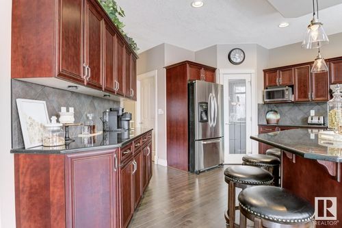 210-street-nw-the-hamptons-edmon at 5007 - 210 Street, The Hamptons, Edmonton