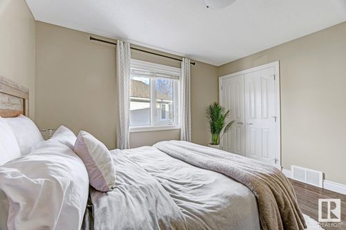 210-street-nw-the-hamptons-edmon at 5007 - 210 Street, The Hamptons, Edmonton