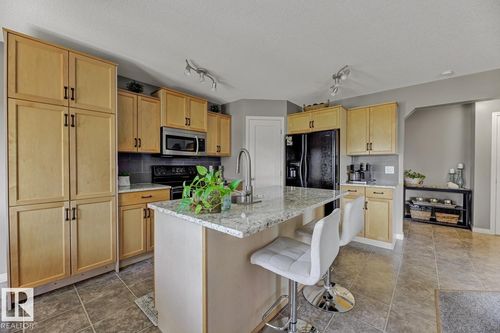 316-southwick-boulevard-southfork-leduc-07 at 316 Southwick Boulevard, Southfork, Leduc