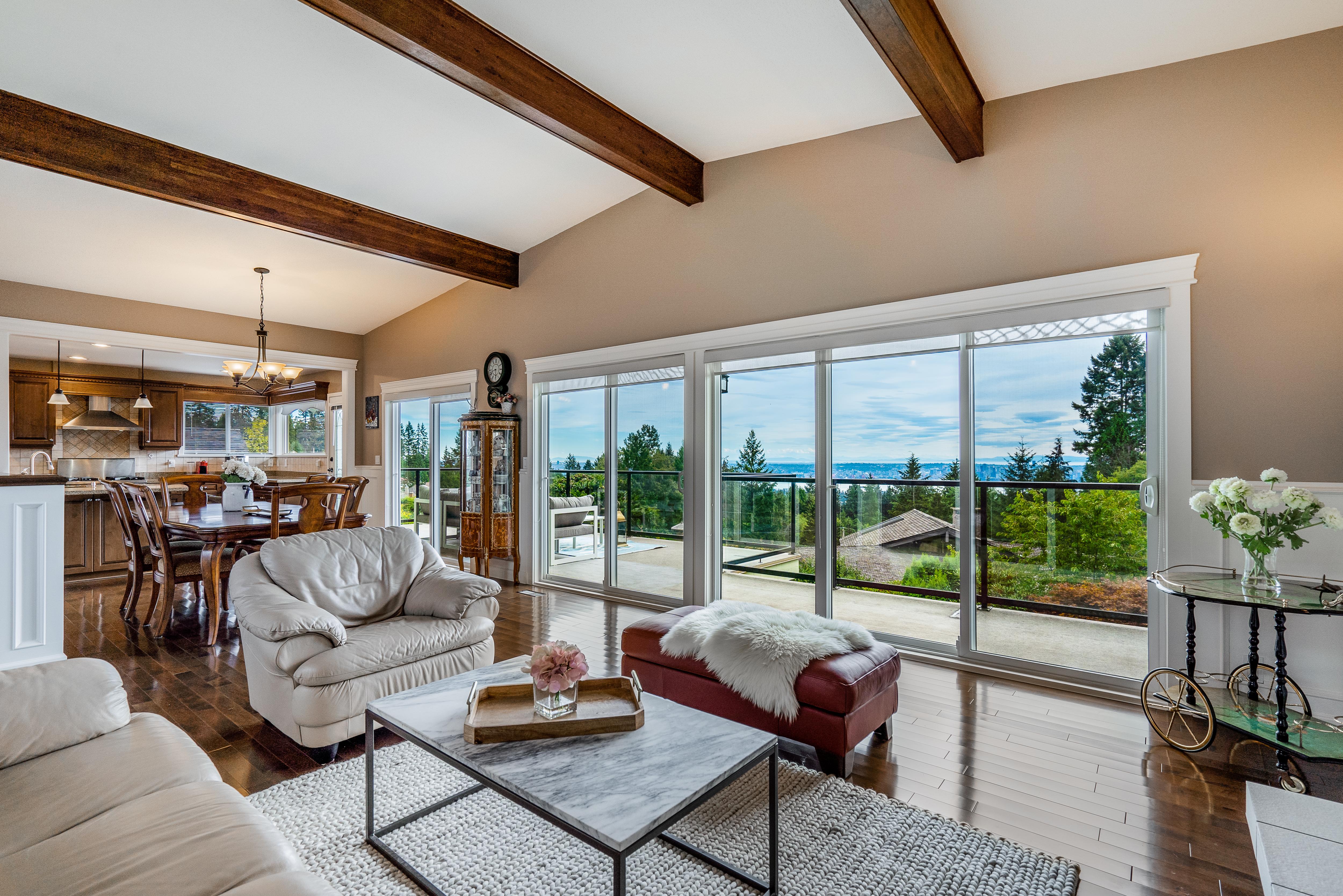 4433 Starlight Way, Upper Delbrook, North Vancouver 3